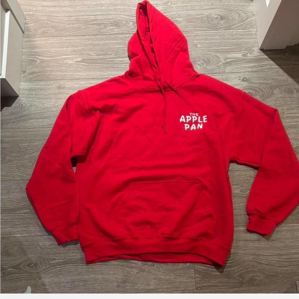 NEW HARRY STYLES APPLE PAN RED HOODIE SZ LARGE